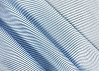 پارچه های پیراهن 100٪ پلی استر / 130GSM / نوارهای آبی پارچه ای بافتنی گاه به گاه